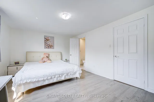 Additional image 35 of 81 Rakewood Cres