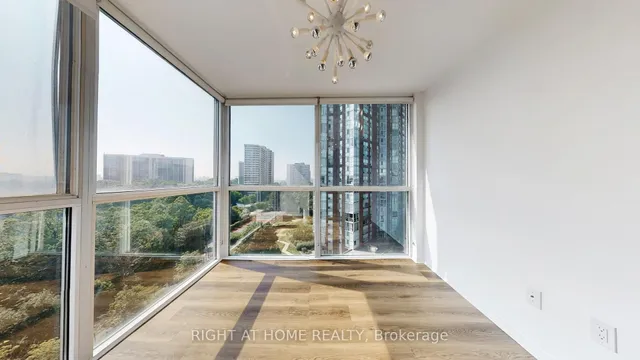 Additional image 10 of 7 Concorde Pl Unit 904