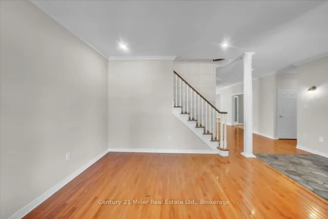 Additional image 10 of 4298 Clubview Dr