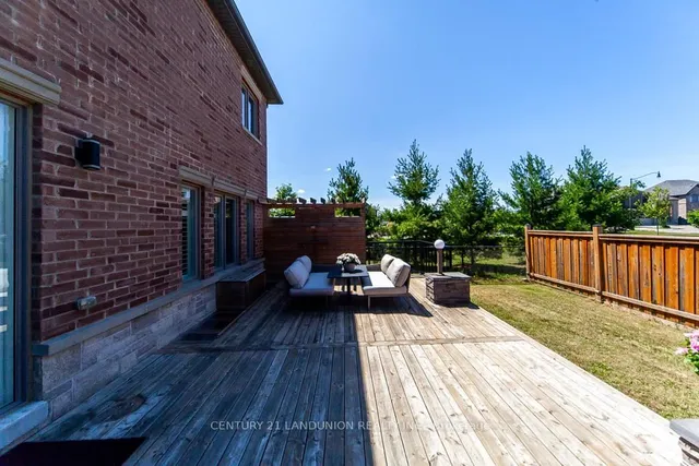 Additional image 48 of 70 Prairie Creek Cres