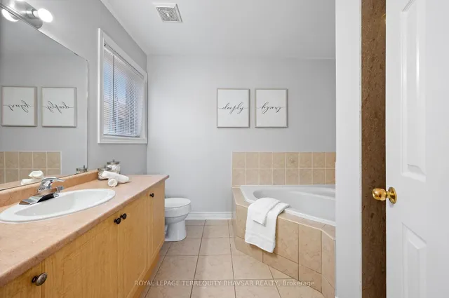 Additional image 27 of 315 Comiskey Cres