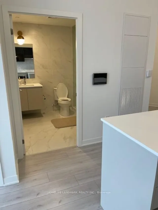 Additional image 17 of 395 Dundas St Unit 216