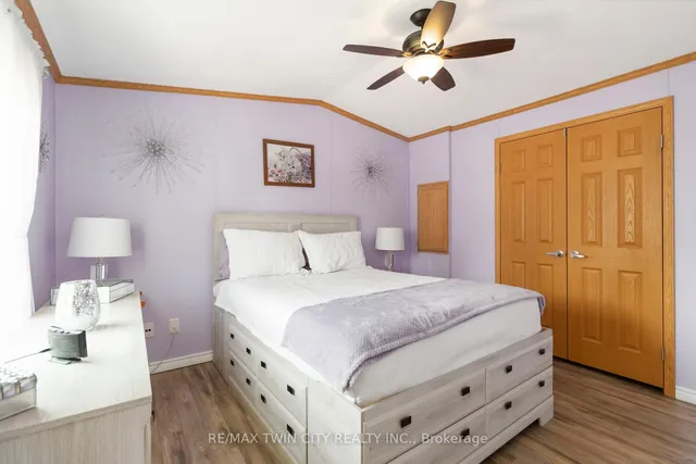 Additional image 11 of 27 Elm St