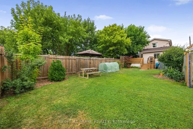 Additional image 26 of 71 Robins Ave