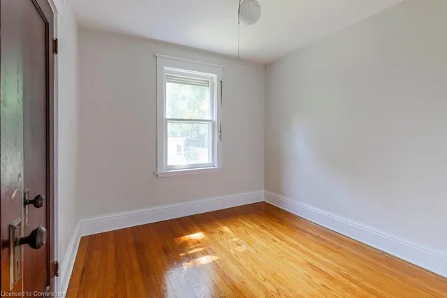 Additional image 31 of 497 Dundurn St