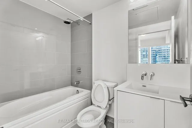 Additional image 10 of 88 Harbour St Unit 4004