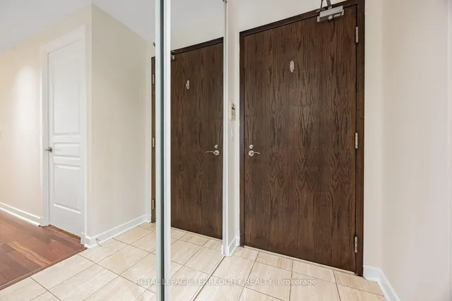 Additional image 8 of 438 Richmond St Unit 722