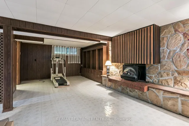 Additional image 35 of 27 Elfreda Blvd