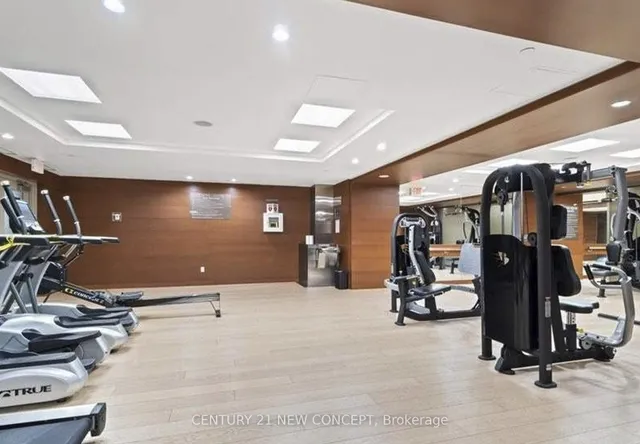 Additional image 25 of 39 Queens Quay Unit 526