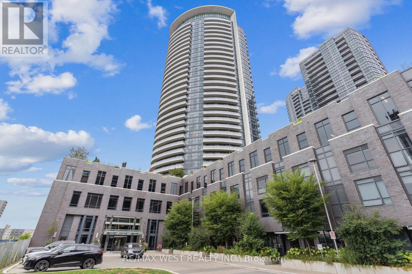 3310 - 30 GIBBS ROAD W|Toronto (Islington-City Centre West), Ontario M9B0E4