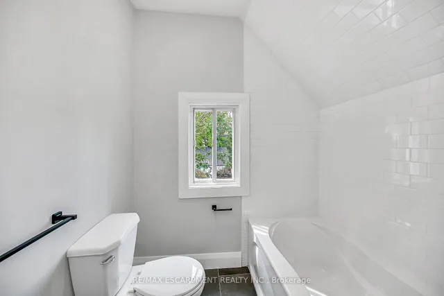 Additional image 28 of 193 Glendale Ave