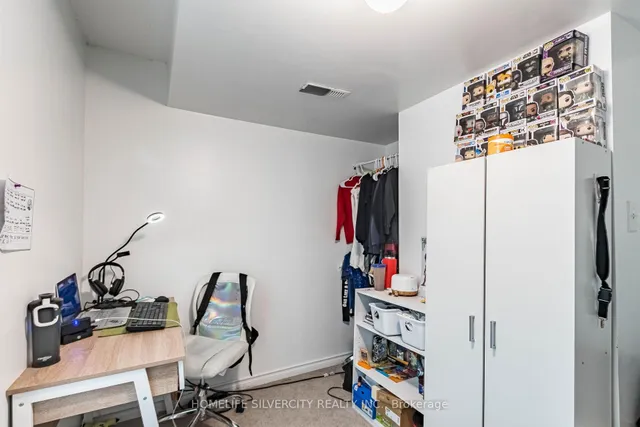 Additional image 47 of 42 Cookview Dr