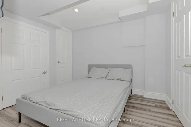 Additional image 36 of 17 Garden Ave