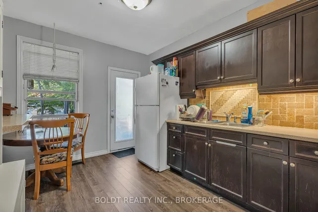 Additional image 6 of 209 Rosslyn Ave