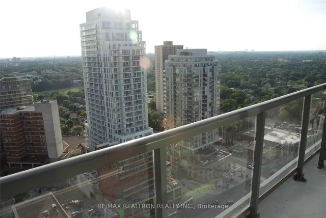 Additional image 10 of 30 Roehampton Ave Unit 3003