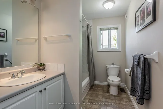 Additional image 40 of 109 Emerald Crt