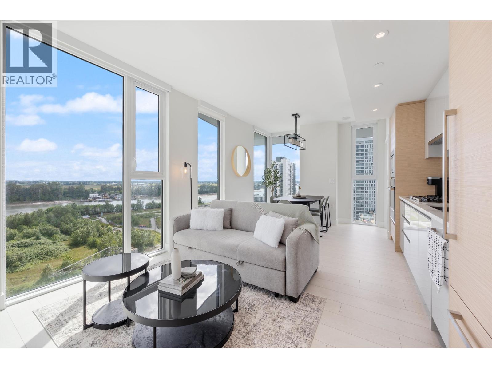 1607 3538 SAWMILL CRESCENT|Vancouver, British Columbia V5S0J8