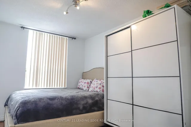 Additional image 18 of 10 Edgecliff Gfwy Unit 617