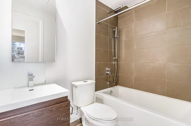 Additional image 7 of 1030 King St Unit 1039