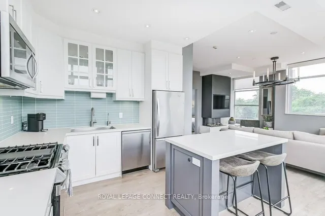 Additional image 13 of 1003 Queen St Unit 401