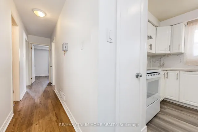 Additional image 33 of 37 Warfield Dr