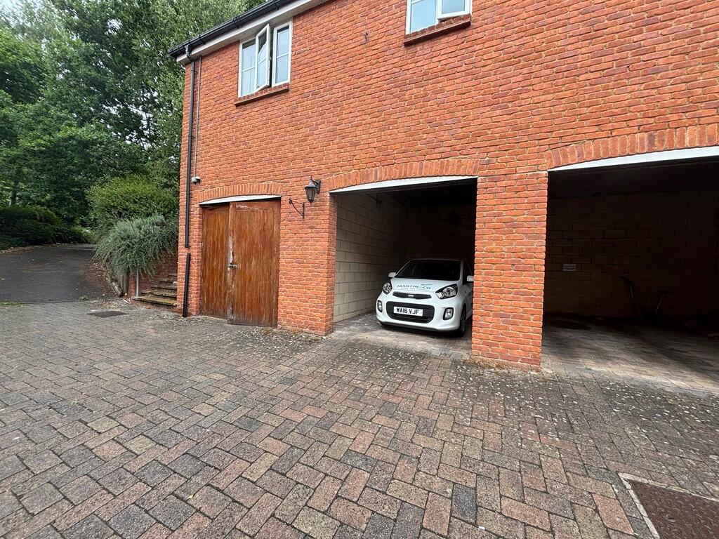 Additional image 16 of Somerset Court