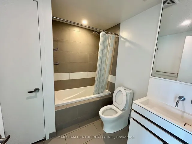 Additional image 16 of 197 Yonge St Unit 3307