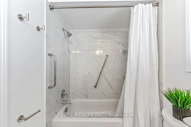 Additional image 26 of 187 Guildwood Dr