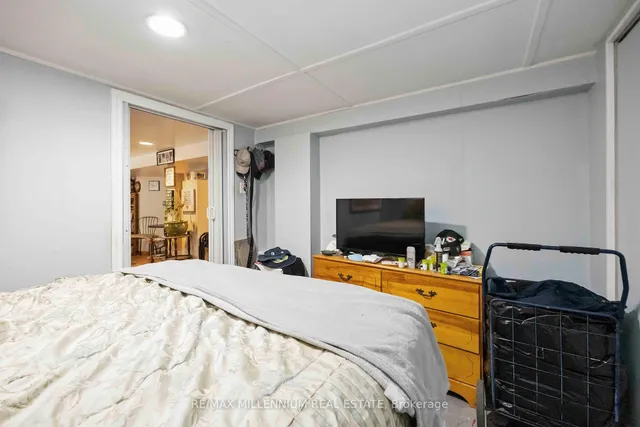 Additional image 24 of 96 Phillip Ave