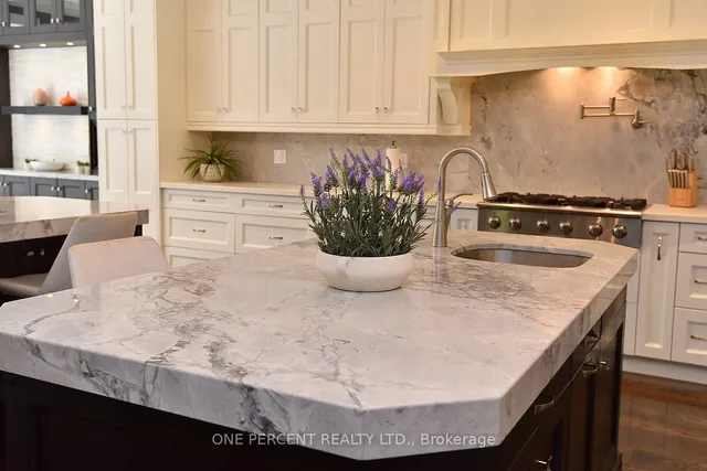 Additional image 12 of 4180 Lakeshore Rd