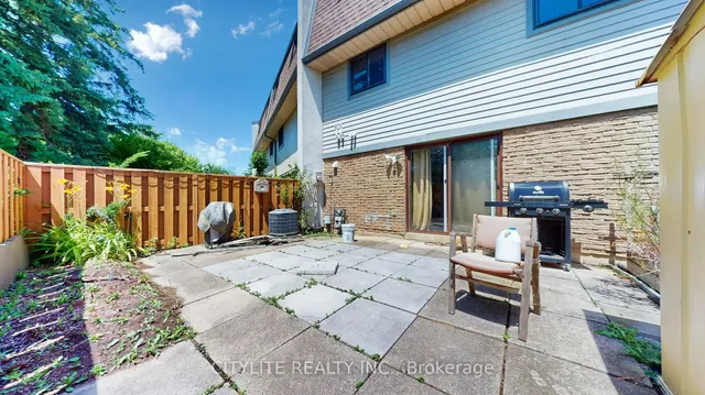 Additional image 34 of 46 Ashton Cres Unit 46