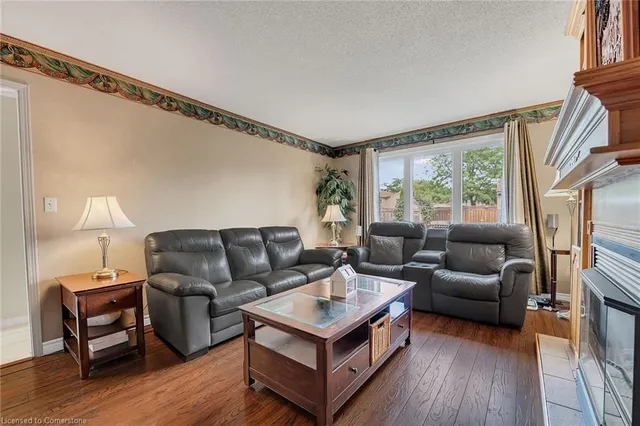 Additional image 20 of 45 Dublin Dr