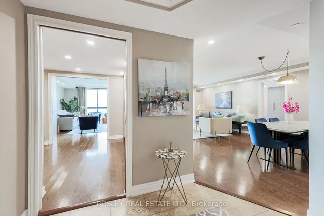 Additional image 2 of 1 Concorde Pl Unit 1907