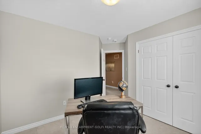 Additional image 24 of 279 Voyager Pass