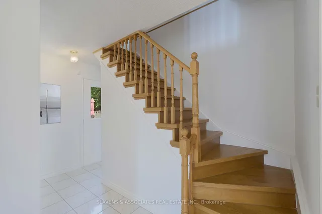 Additional image 12 of 66 Inniscross Cres