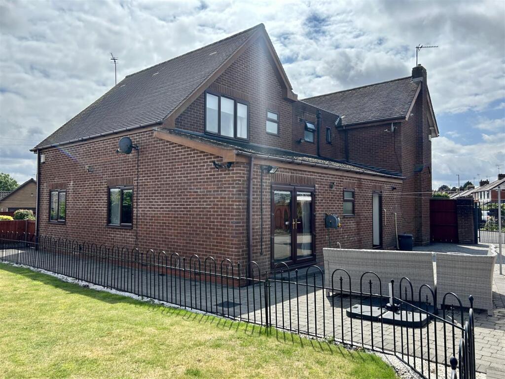 Additional image 33 of Uffmoor Lane, Halesowen