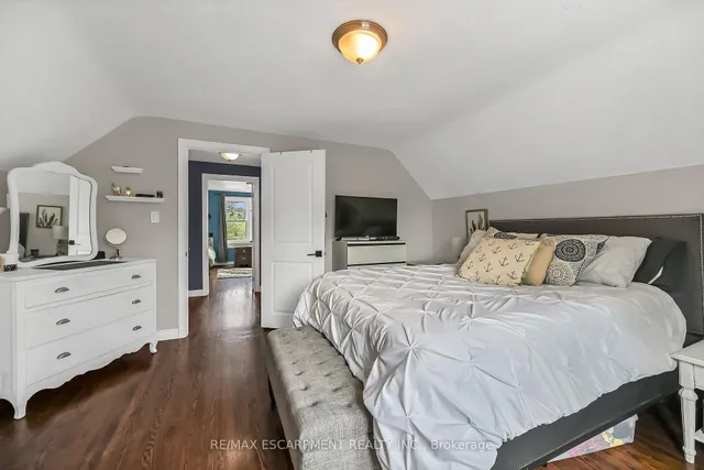 Additional image 26 of 435 EAST 42ND St