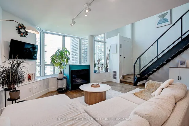 Additional image 14 of 250 Manitoba St Unit PH 802