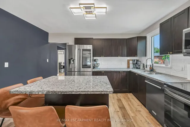 Additional image 11 of 435 EAST 42ND St