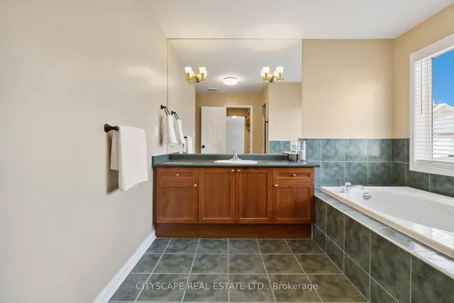 Additional image 22 of 713 Trudeau Dr