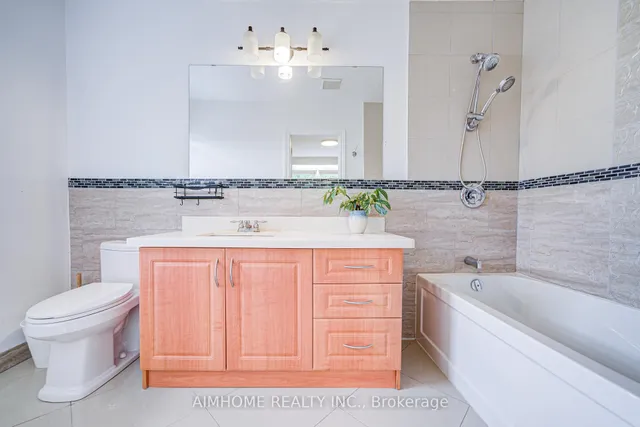 Additional image 27 of 18 Colonnade Rd