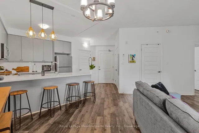 Additional image 14 of 610 Farmstead Dr Unit 324