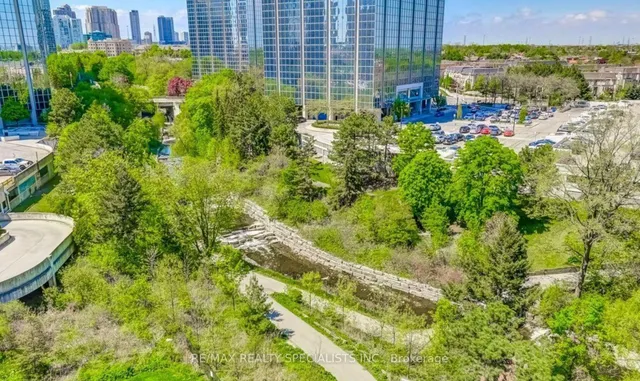 Additional image 26 of 80 Absolute Ave Unit 911