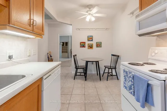 Additional image 19 of 2075 Amherst Heights Dr Unit 212