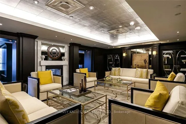 Additional image 19 of 30 Old Mill Rd Unit 103