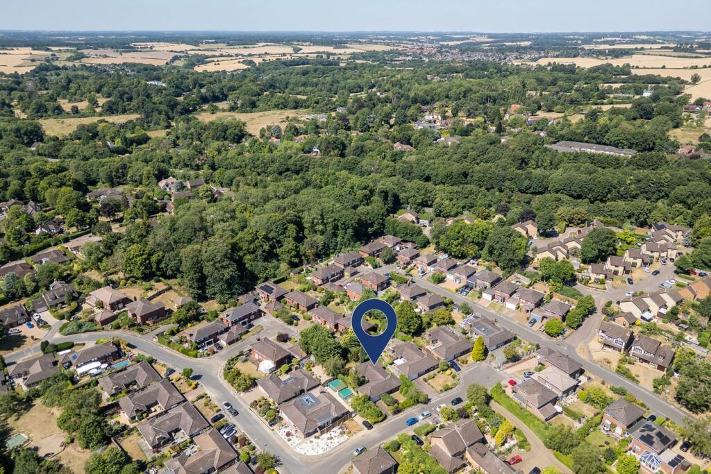 Additional image 28 of Whetstone Close, Welwyn, AL6