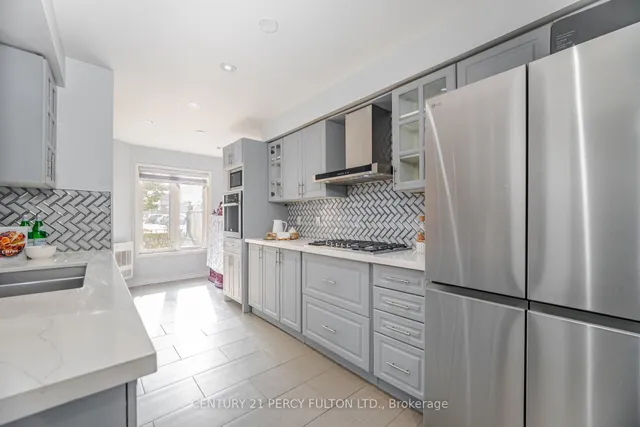 Additional image 11 of 29 Mondeo Dr