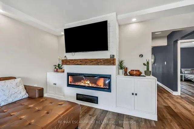 Additional image 3 of 435 EAST 42ND St