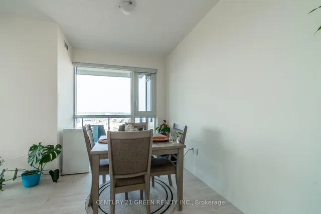 Additional image 11 of 509 Dundas St Unit 506