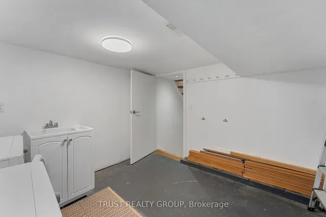 Additional image 27 of 31 Dunkirk Rd